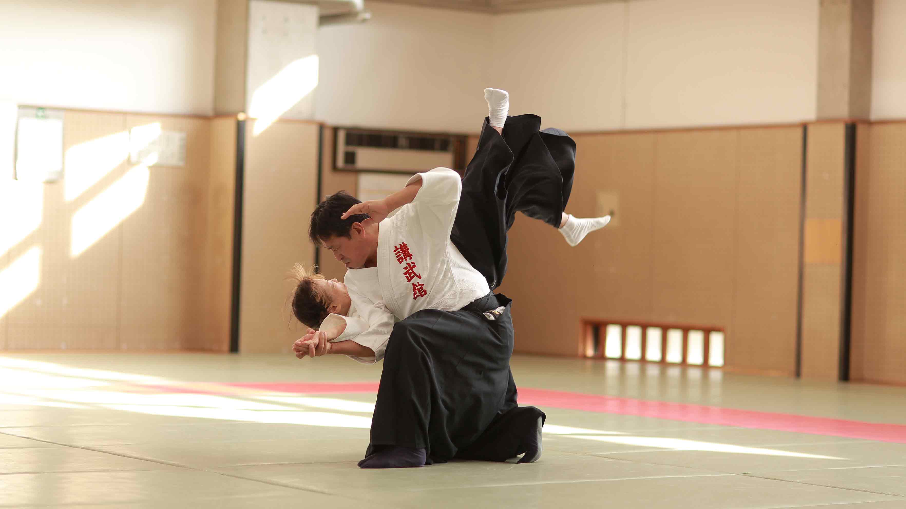 講武館指導部・森田寛師範の演武