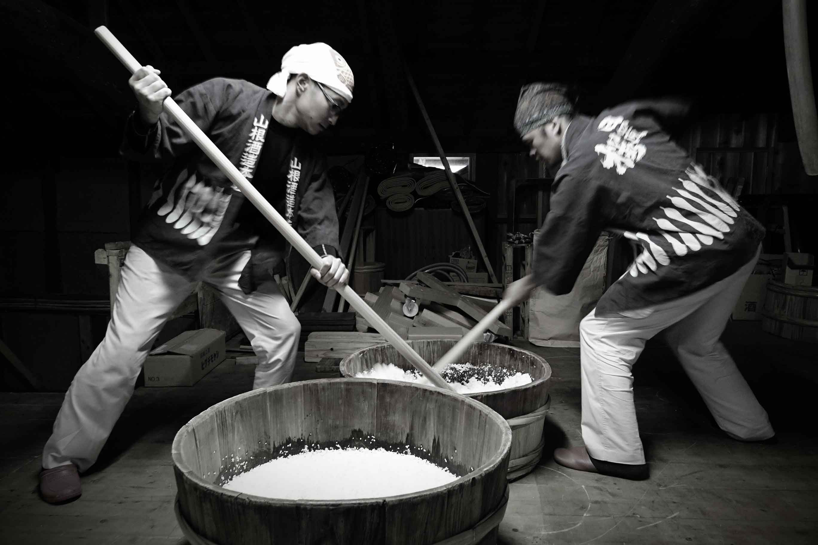 山根正紀氏は「酒の純化は酒の進化であり未来に残すべきものです、味わいの中に人間臭さや風土をパノラマのように映し出す、そんな醸造をしていきたい」と語った