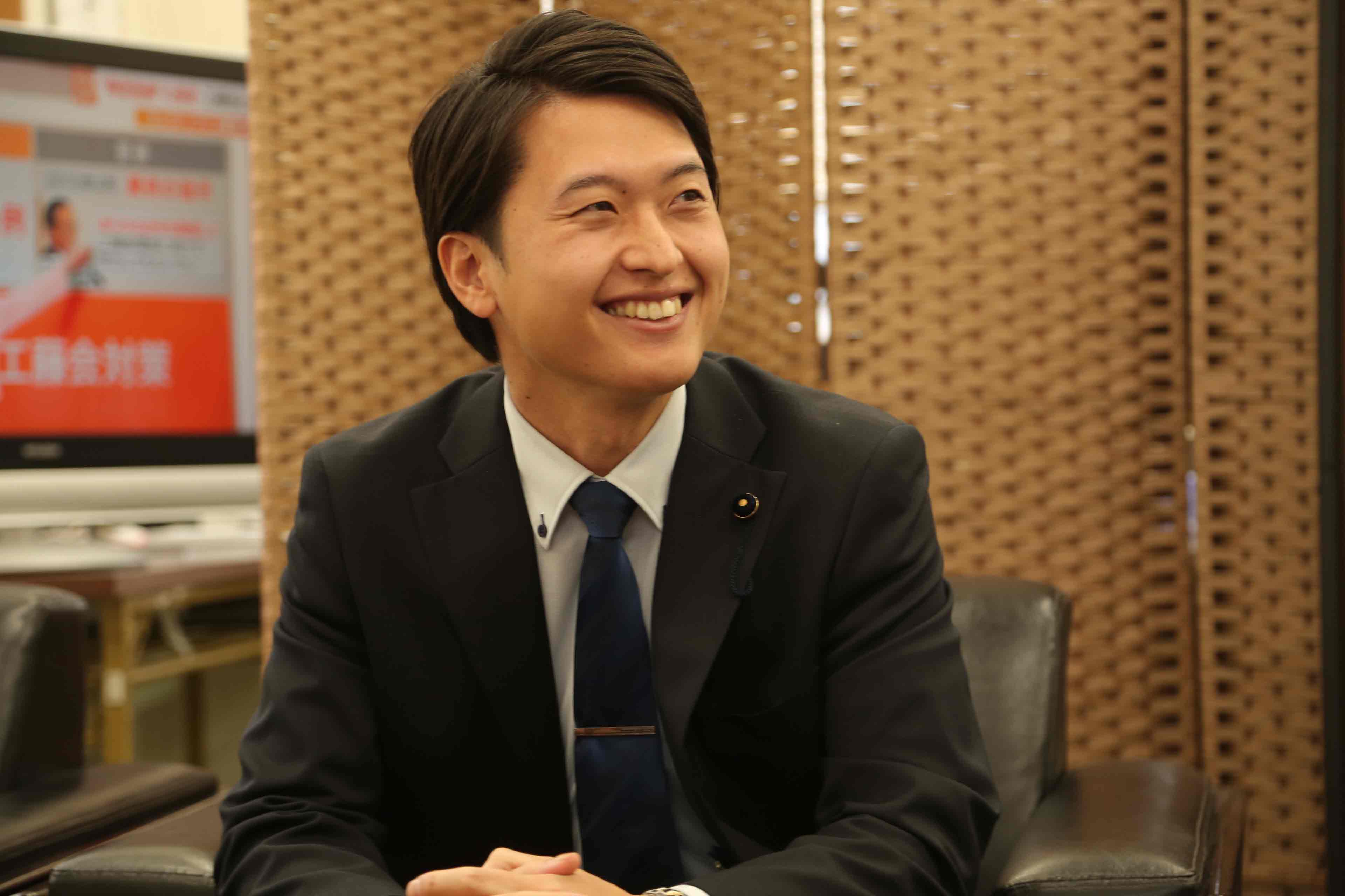 30歳で島根県議員に当選された中村絢氏